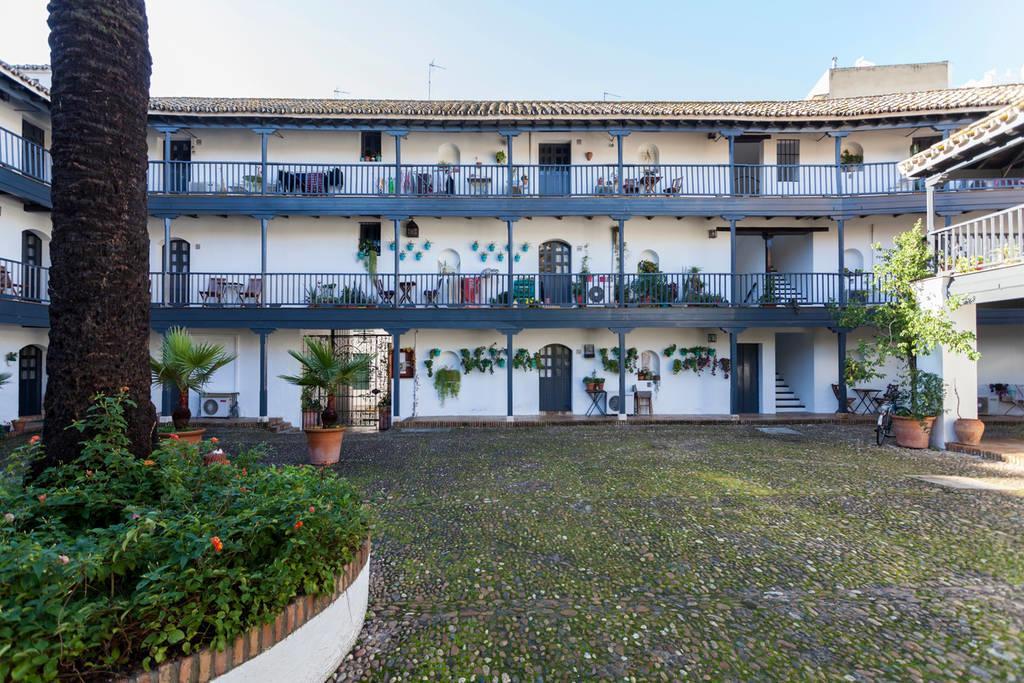 Apartamentos Gadi Corral Siglo XVI Séville Extérieur photo